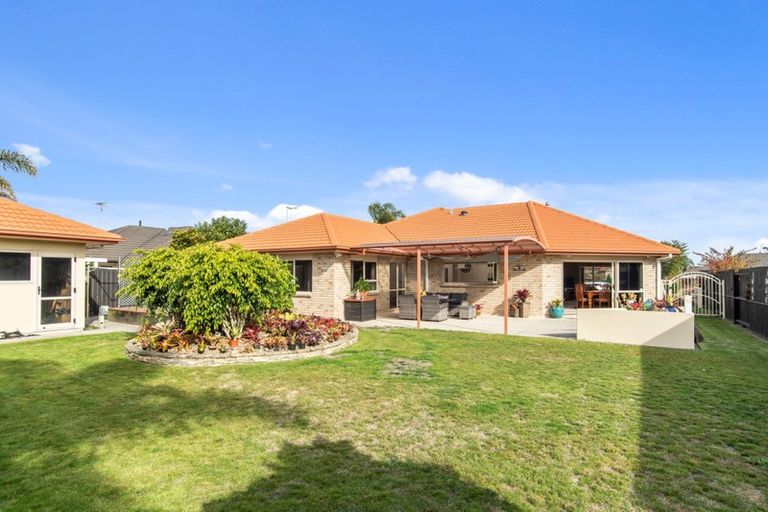 Photo of property in 565 Gloucester Road, Papamoa Beach, Papamoa, 3118