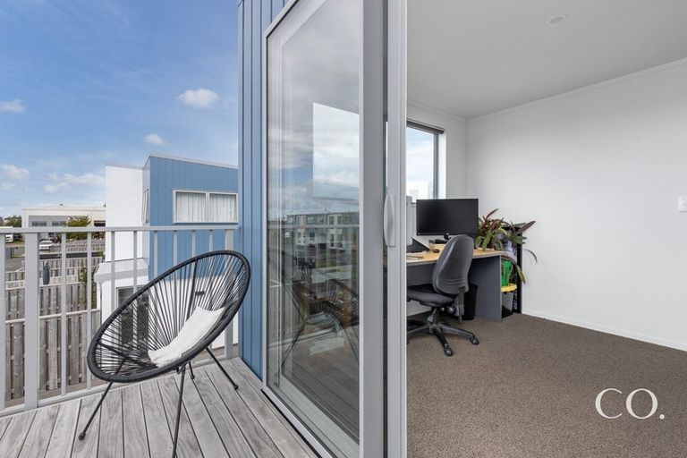 Photo of property in 31 Reynolds Place, Papamoa Beach, Papamoa, 3118