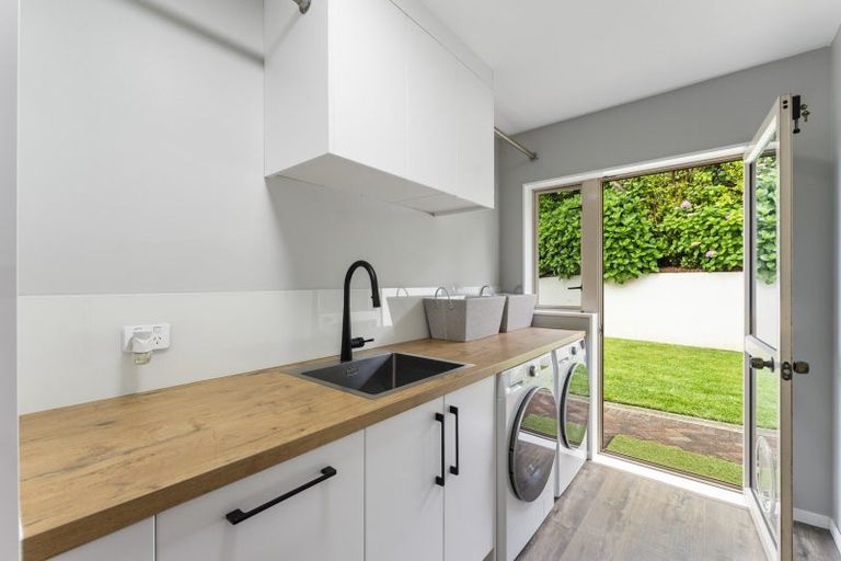 Photo of property in 12 Chestnut Way, Bellevue, Tauranga, 3110