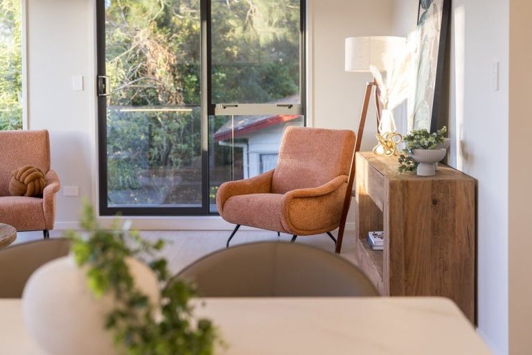 Photo of property in 70b Alexander Avenue, Torbay, Auckland, 0630