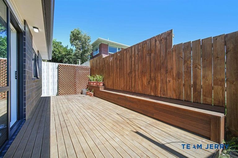 Photo of property in 28b Estuary Road, Weymouth, Auckland, 2103