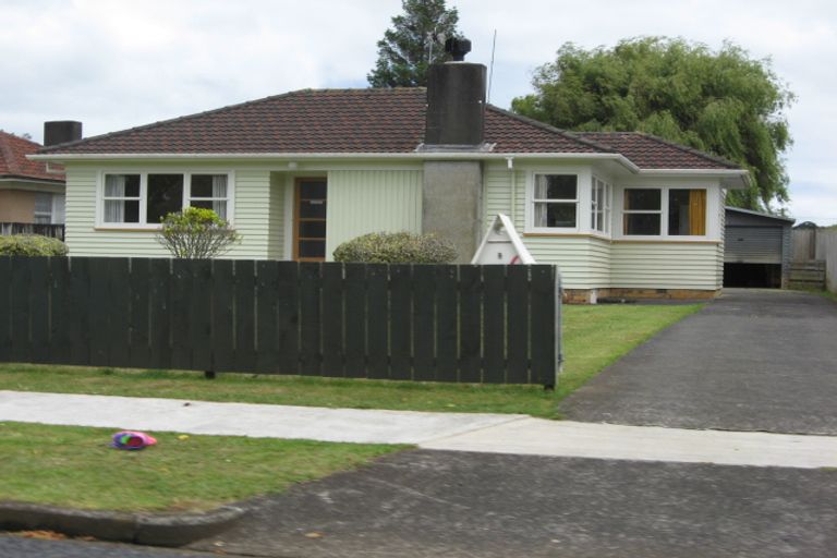 Photo of property in 9 Windmill Road, Pukekohe, 2120