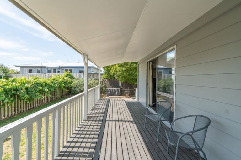 Photo of property in 28 Invergarry Road, Hilltop, Taupo, 3330