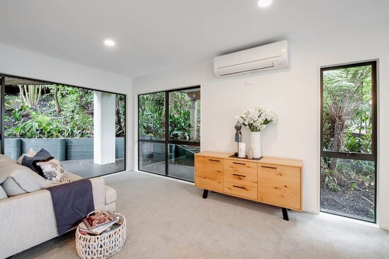 Photo of property in 12 Hibiscus Avenue, Snells Beach, 0920