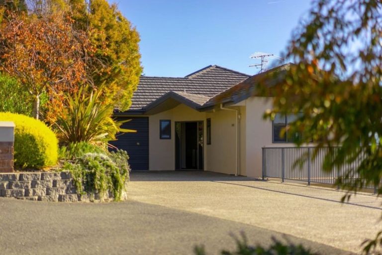 Photo of property in 16 Davies Drive, Atawhai, Nelson, 7010