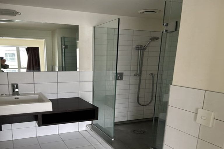 Photo of property in Sol Apartments, 8/37 Jessie Street, Te Aro, Wellington, 6011