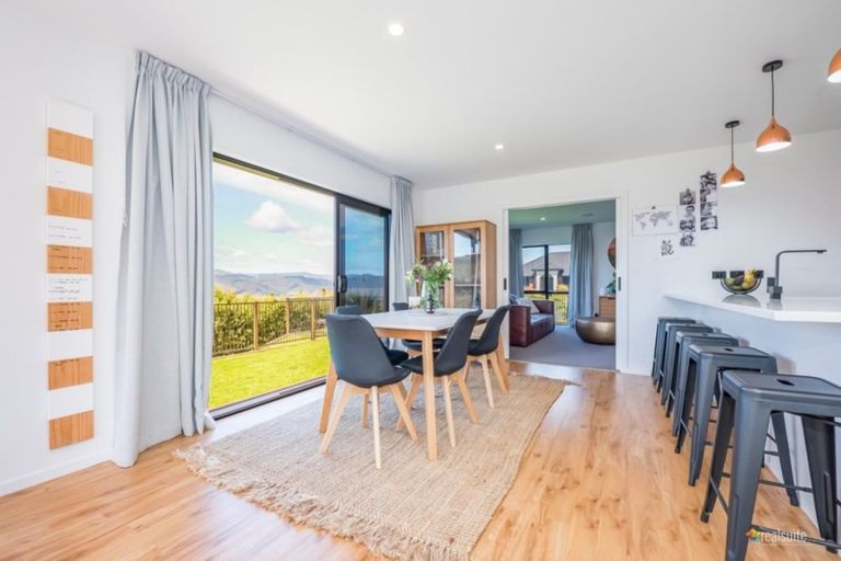 Photo of property in 105 Kirton Drive, Riverstone Terraces, Upper Hutt, 5018