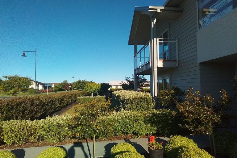 Photo of property in 46 Plescher Crescent, Leamington, Cambridge, 3432