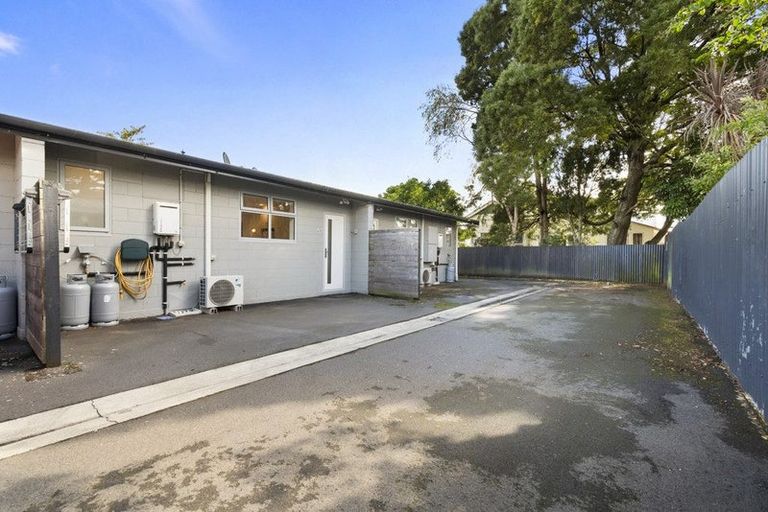 Photo of property in 43 Hereford Street, West End, Palmerston North, 4410