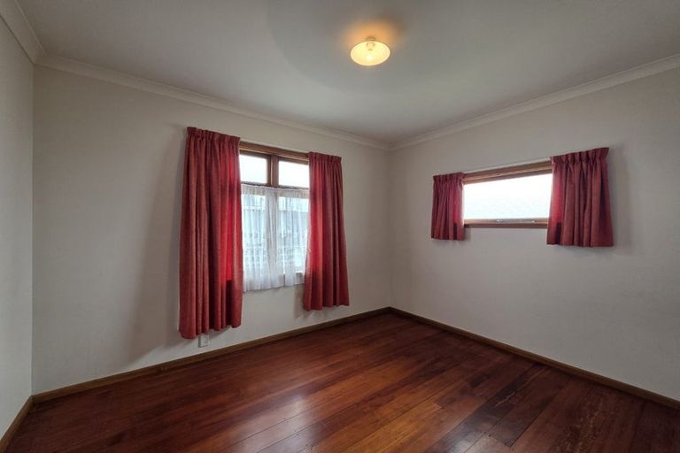 Photo of property in 1/395 Gloucester Street, Taradale, Napier, 4112