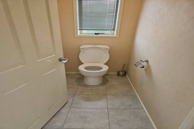 Photo of property in 2 Charlise Place, Onerahi, Whangarei, 0110