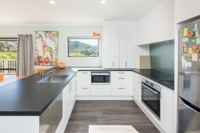 Photo of property in 780 Queen Charlotte Drive, Havelock, Picton, 7281