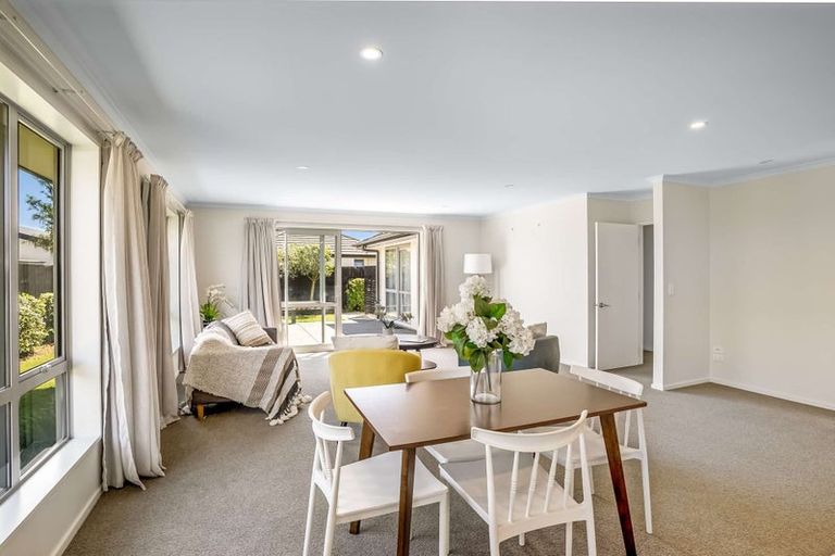 Photo of property in 4 Urihia Street, Marshland, Christchurch, 8083