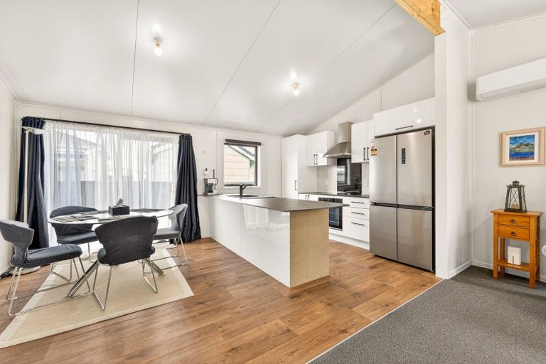 Photo of property in 4 Matipo Street, Tokomaru, 4474