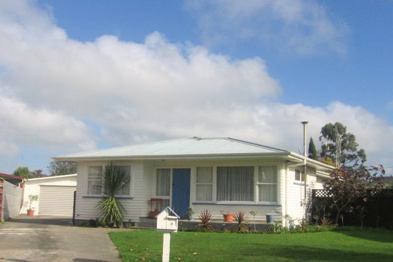 Photo of property in 6 Shetland Place, Westbrook, Palmerston North, 4412