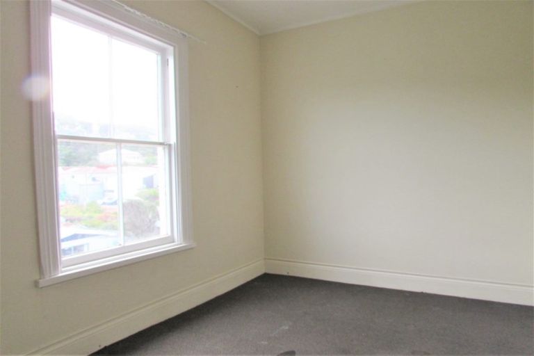 Photo of property in 4/110 Clyde Street, Island Bay, Wellington, 6023