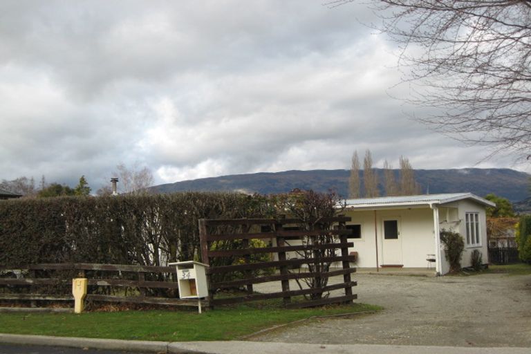 Photo of property in 34 Winders Street, Wanaka, 9305