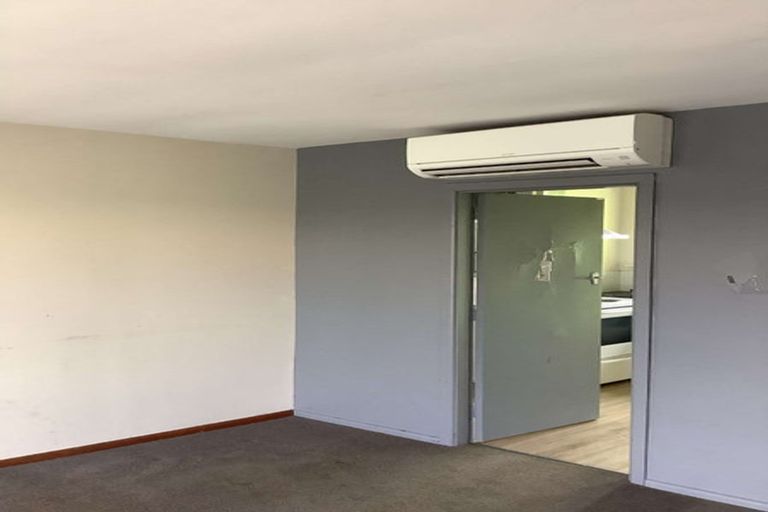 Photo of property in 2/456 Barbadoes Street, Edgeware, Christchurch, 8013