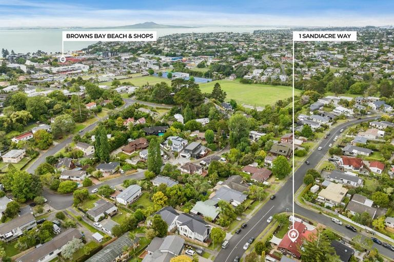 Photo of property in 103 Stapleford Crescent, Browns Bay, Auckland, 0630