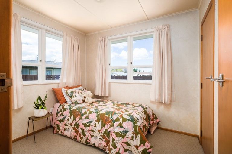 Photo of property in 42 Totara Street, Te Hapara, Gisborne, 4010