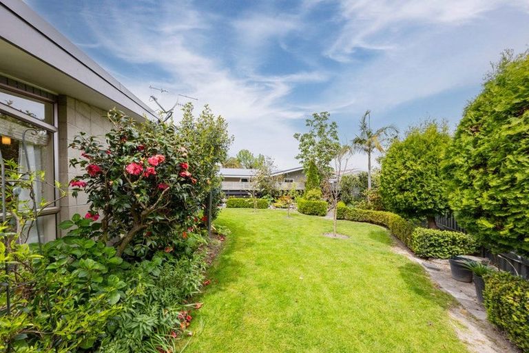 Photo of property in 72 Puketapu Road, Taradale, Napier, 4112