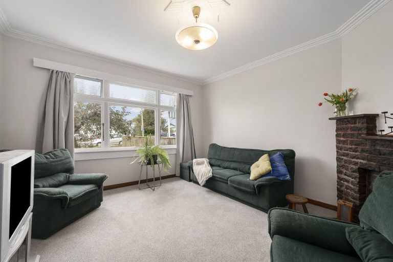 Photo of property in 5 Te Mome Road, Alicetown, Lower Hutt, 5010