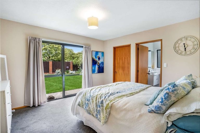 Photo of property in 16 Lancewood Drive, Halswell, Christchurch, 8025