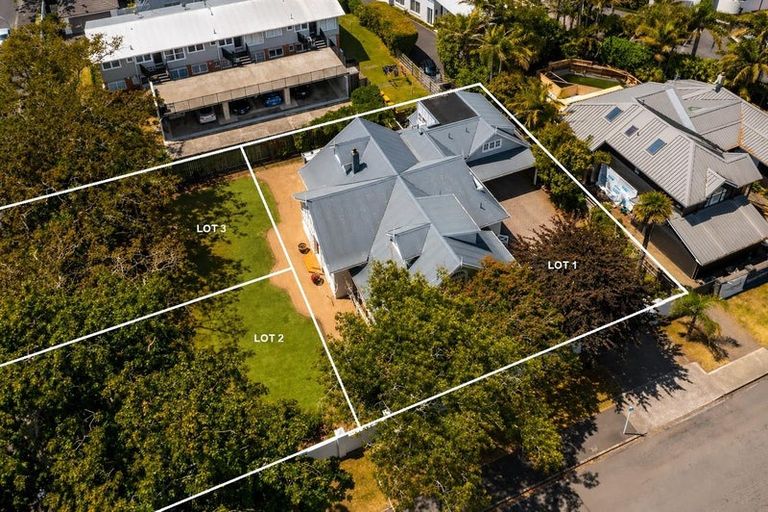 Photo of property in 2 Minnehaha Avenue, Takapuna, Auckland, 0622