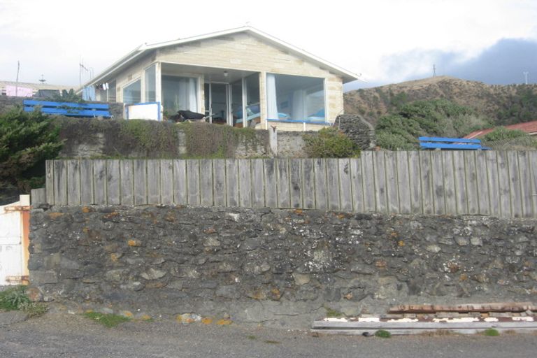 Photo of property in 2 Pingau Street, Paekakariki, 5034
