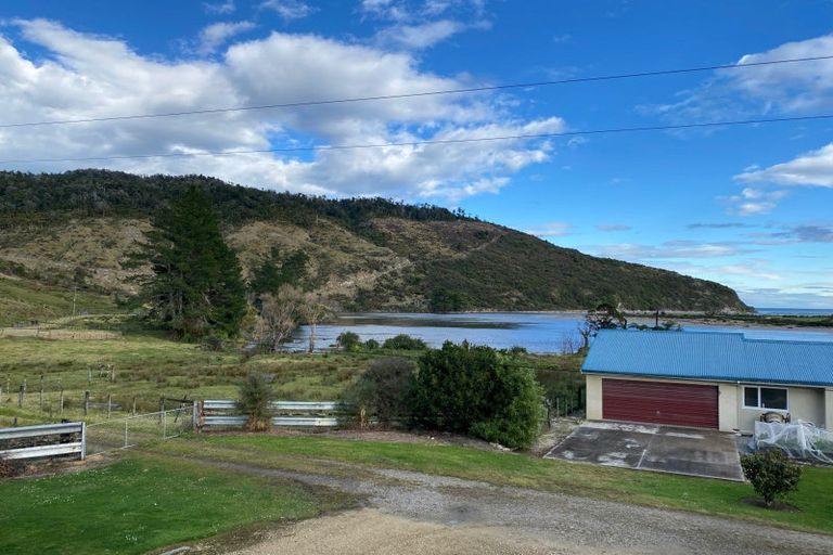 Photo of property in 2 Horncastle Crescent, Little Wanganui, Karamea, 7893