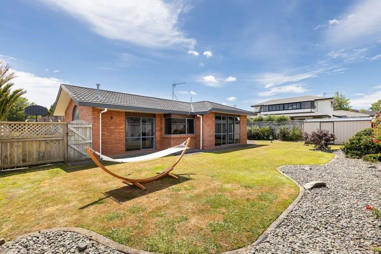 Photo of property in 68 Branch Road, Highlands Park, New Plymouth, 4312