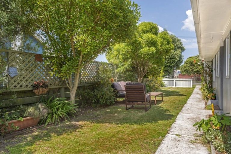 Photo of property in 2 Foster Street, Te Hapara, Gisborne, 4010