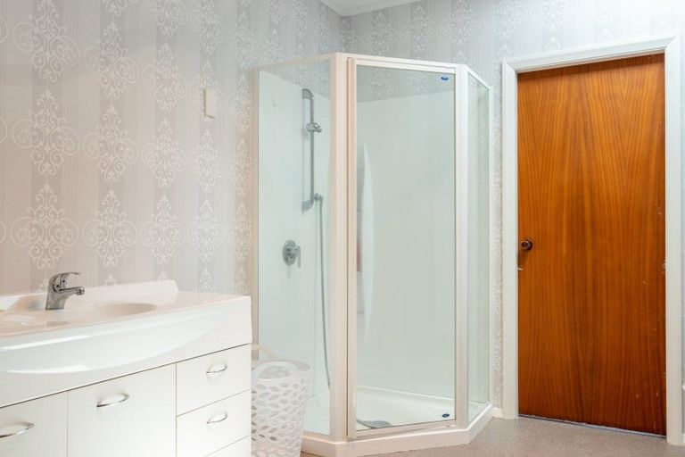 Photo of property in 72 Waerenga Road, Otaki, 5512