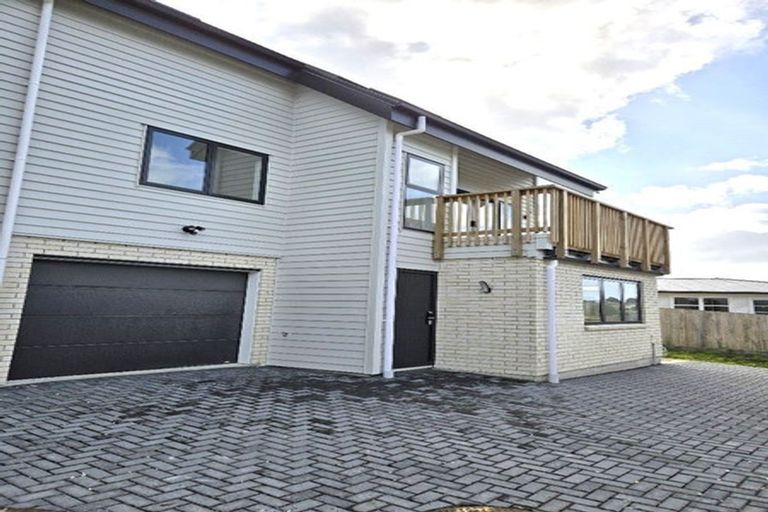 Photo of property in 34d Weldene Avenue, Glenfield, Auckland, 0629