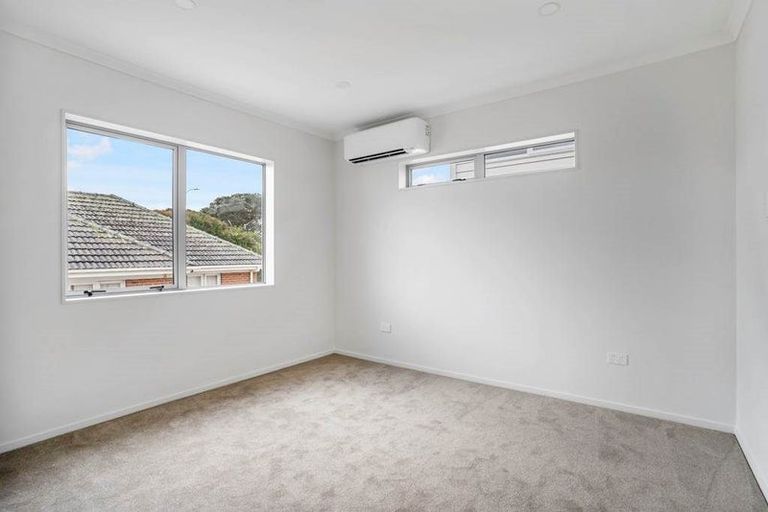 Photo of property in 69e Great South Road, Manurewa, Auckland, 2102