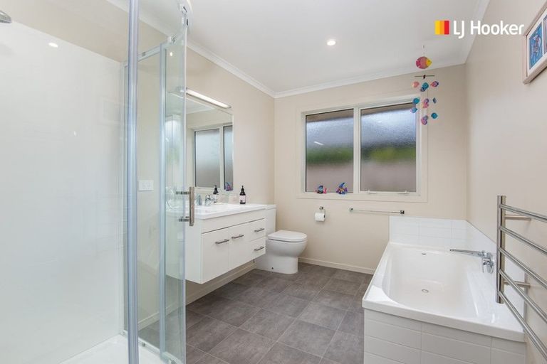 Photo of property in 8 Centre Street, Mosgiel, 9024