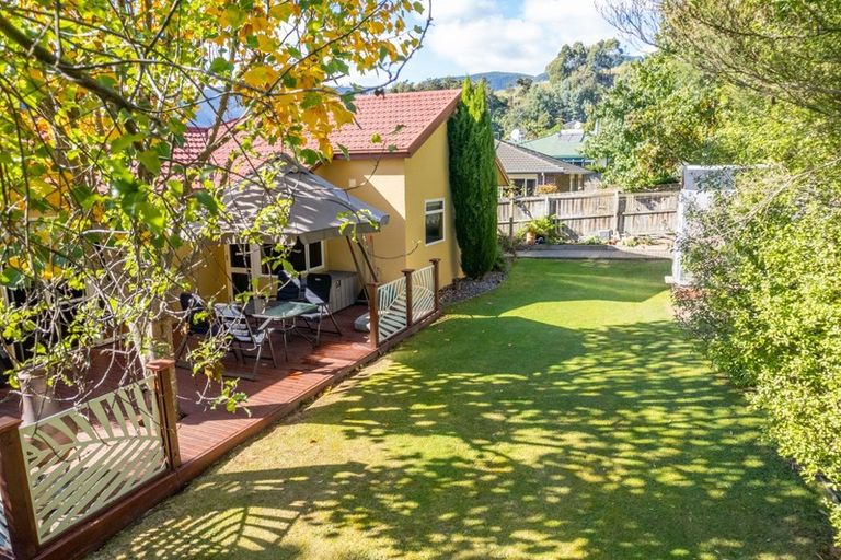 Photo of property in 14 Orpington Place, Stoke, Nelson, 7011