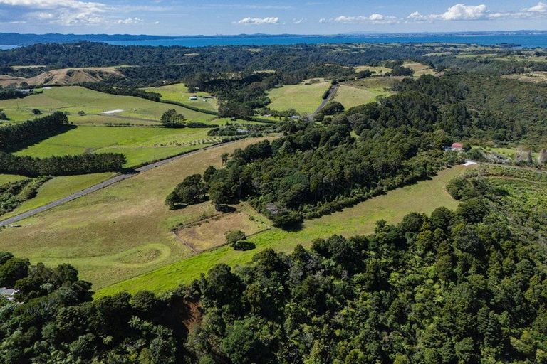 Photo of property in 419 Kemp Road, Awhitu, 2684