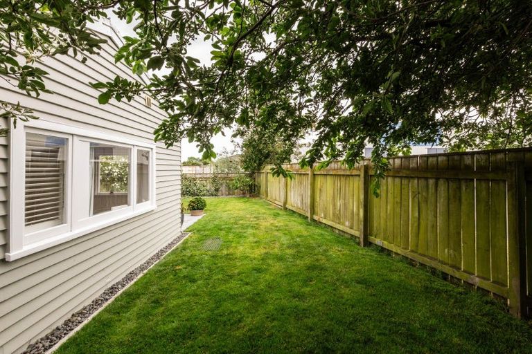 Photo of property in 8d Goddard Lane, Havelock North, 4130