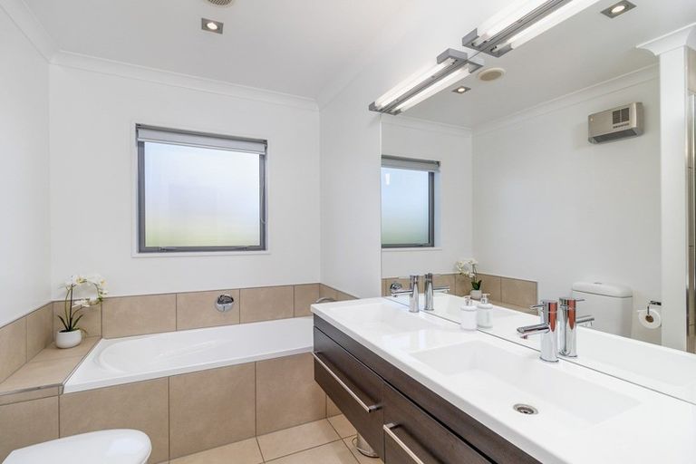 Photo of property in 48 Tasman Street, The Wood, Nelson, 7010