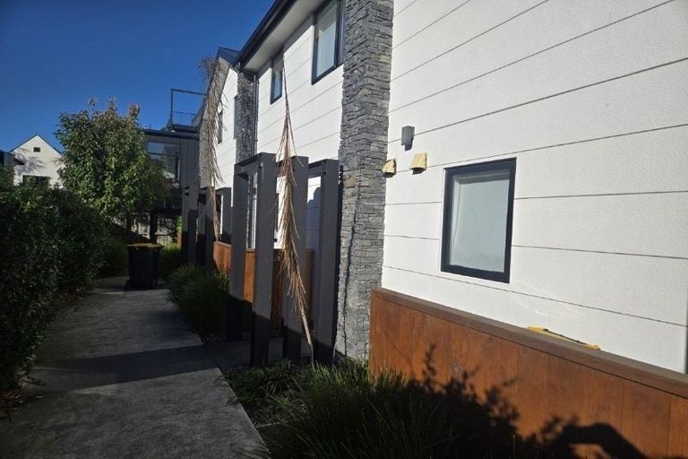 Photo of property in 3/216 Worcester Street, Christchurch Central, Christchurch, 8011
