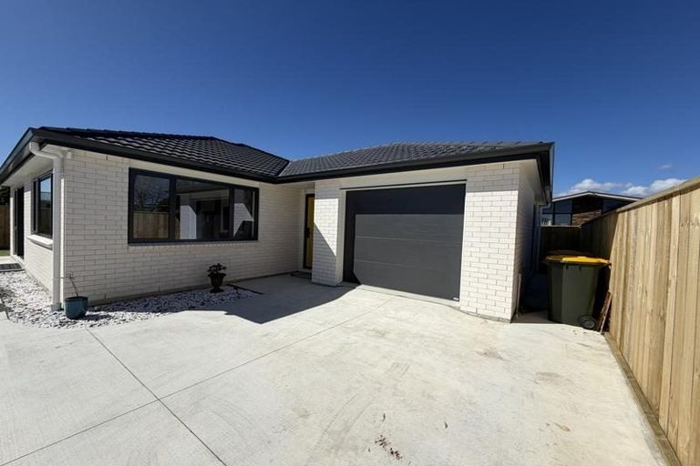 Photo of property in 44a Michael Road, Paraparaumu Beach, Paraparaumu, 5032
