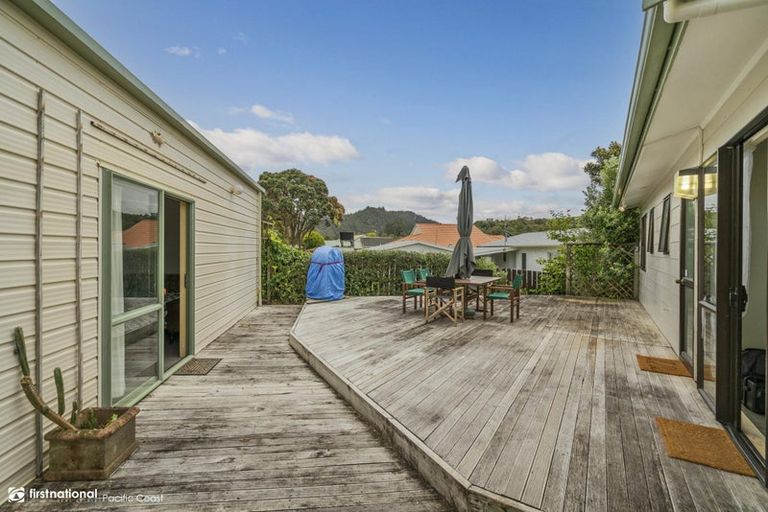 Photo of property in 1 Norfolk Place, Tairua, 3508