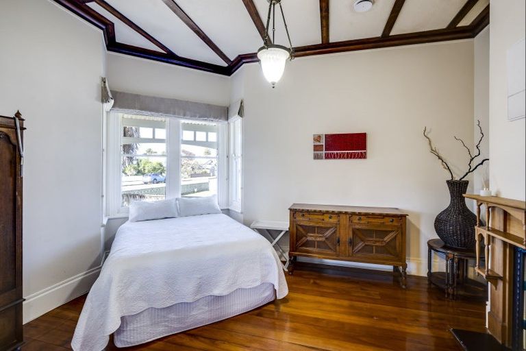 Photo of property in 14 Mcdonald Street, Napier South, Napier, 4110