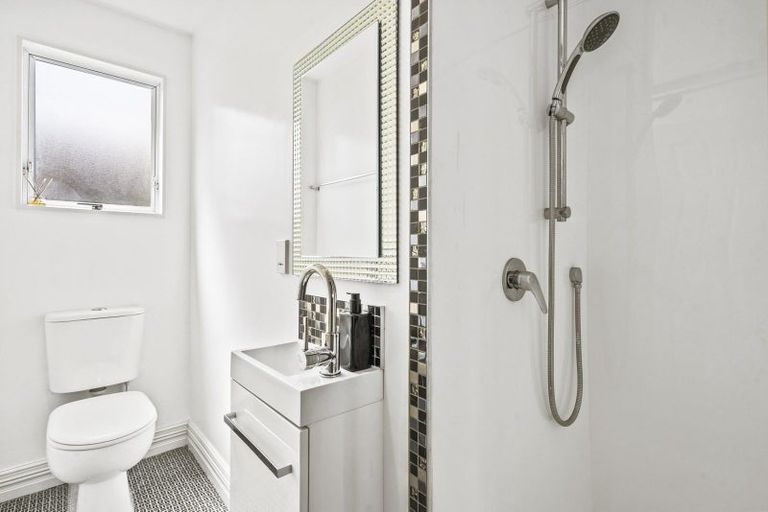 Photo of property in 1/38 Kings Crescent, Hutt Central, Lower Hutt, 5010