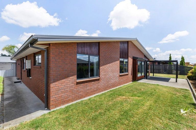 Photo of property in 40 Jarrett Terrace, Leamington, Cambridge, 3432