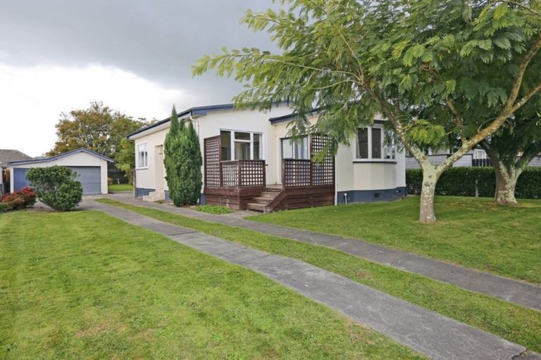 Photo of property in 602 Grove Road, Mayfair, Hastings, 4122