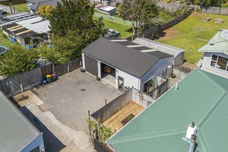 Photo of property in 14 Tohora Place, Spotswood, New Plymouth, 4310