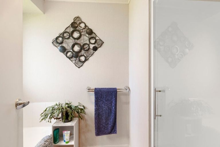 Photo of property in 10 Cynthia Crescent, Te Aroha, 3320