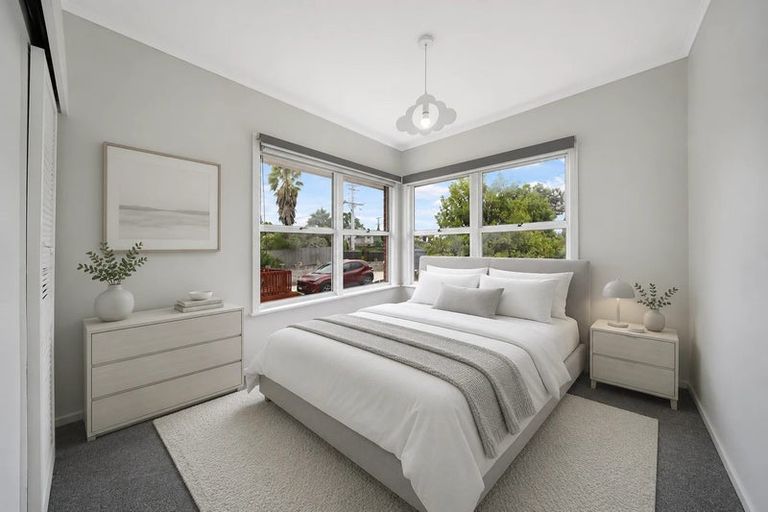 Photo of property in 41 Royal Road, Massey, Auckland, 0614